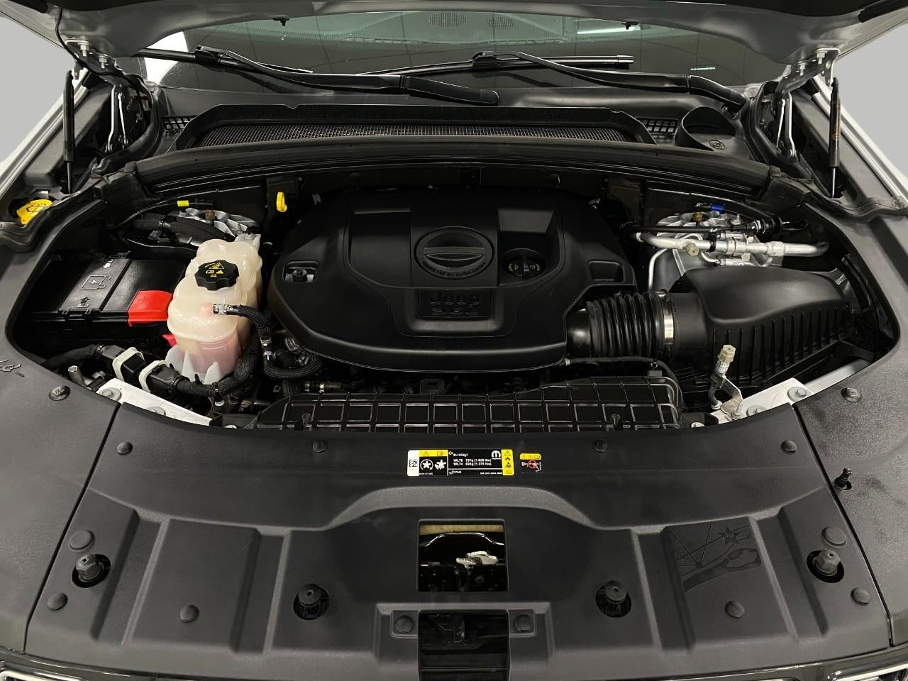 2023 Jeep GRAND CHEROKEE SPORT UTILITY