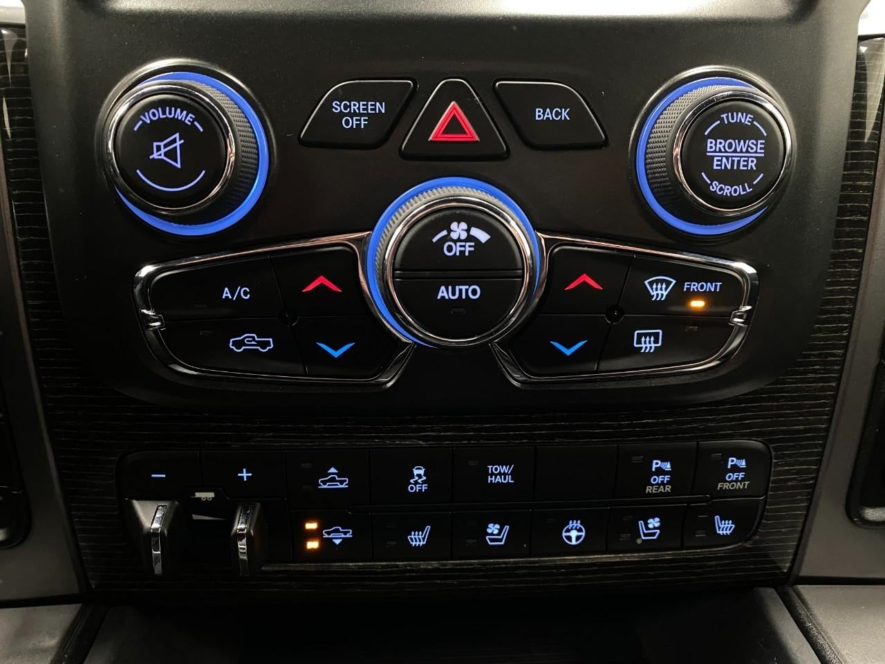 2018 RAM 1500 CREW CAB PICKUP - SHORT BED