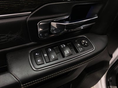 2018 RAM 1500 CREW CAB PICKUP - SHORT BED