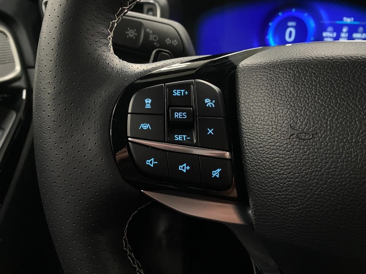 2023 Ford Explorer ST 4WD