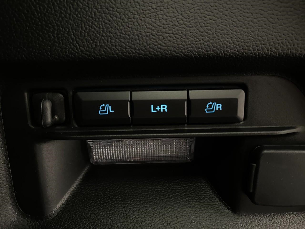 2023 Ford Explorer ST 4WD