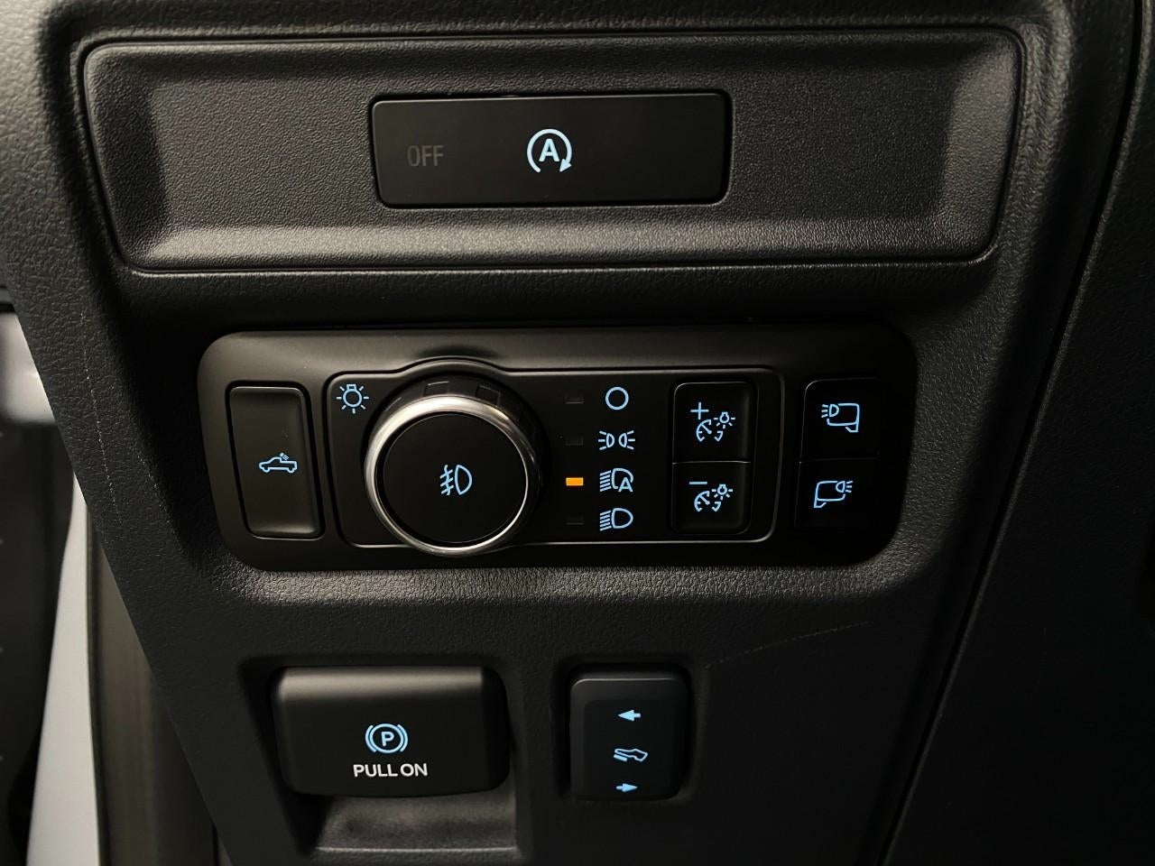 2025 Ford F-150 Platinum 4WD SuperCrew 5.5' Box