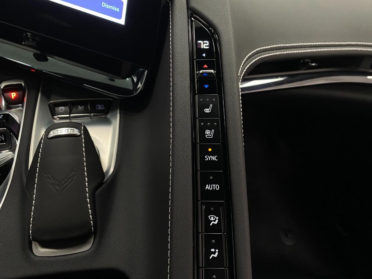 2024 Chevrolet Corvette 2dr Stingray Cpe w/2LT