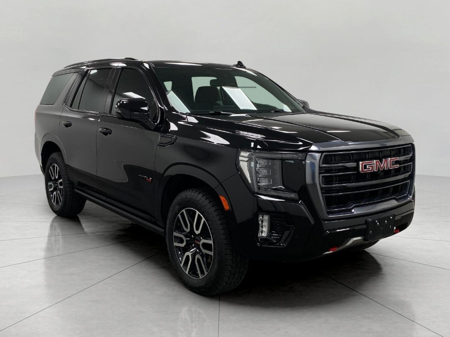 2024 GMC Yukon 4WD AT4's photo