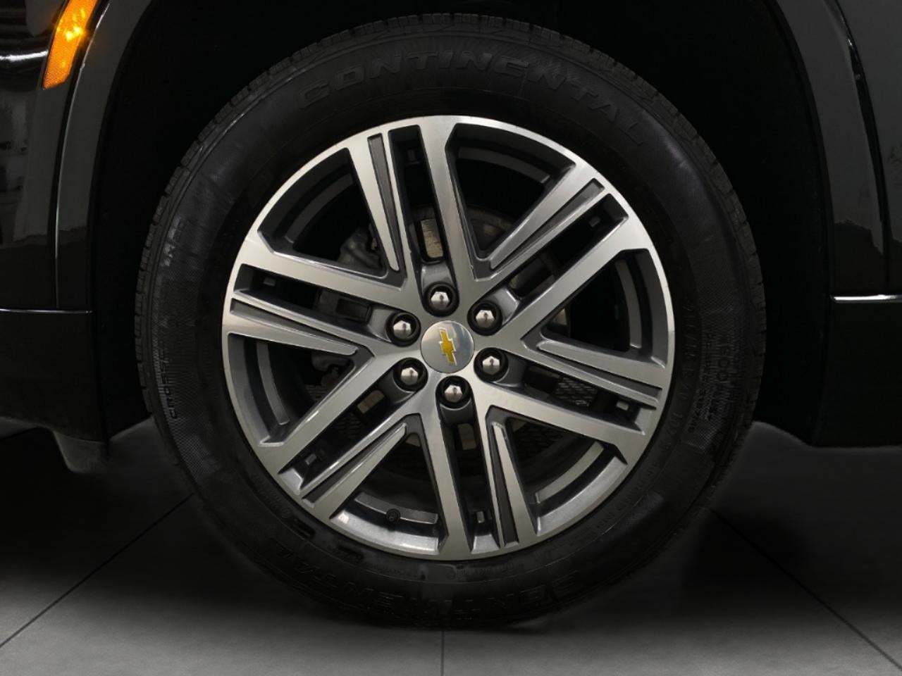 2023 Chevrolet Traverse AWD 4dr High Country