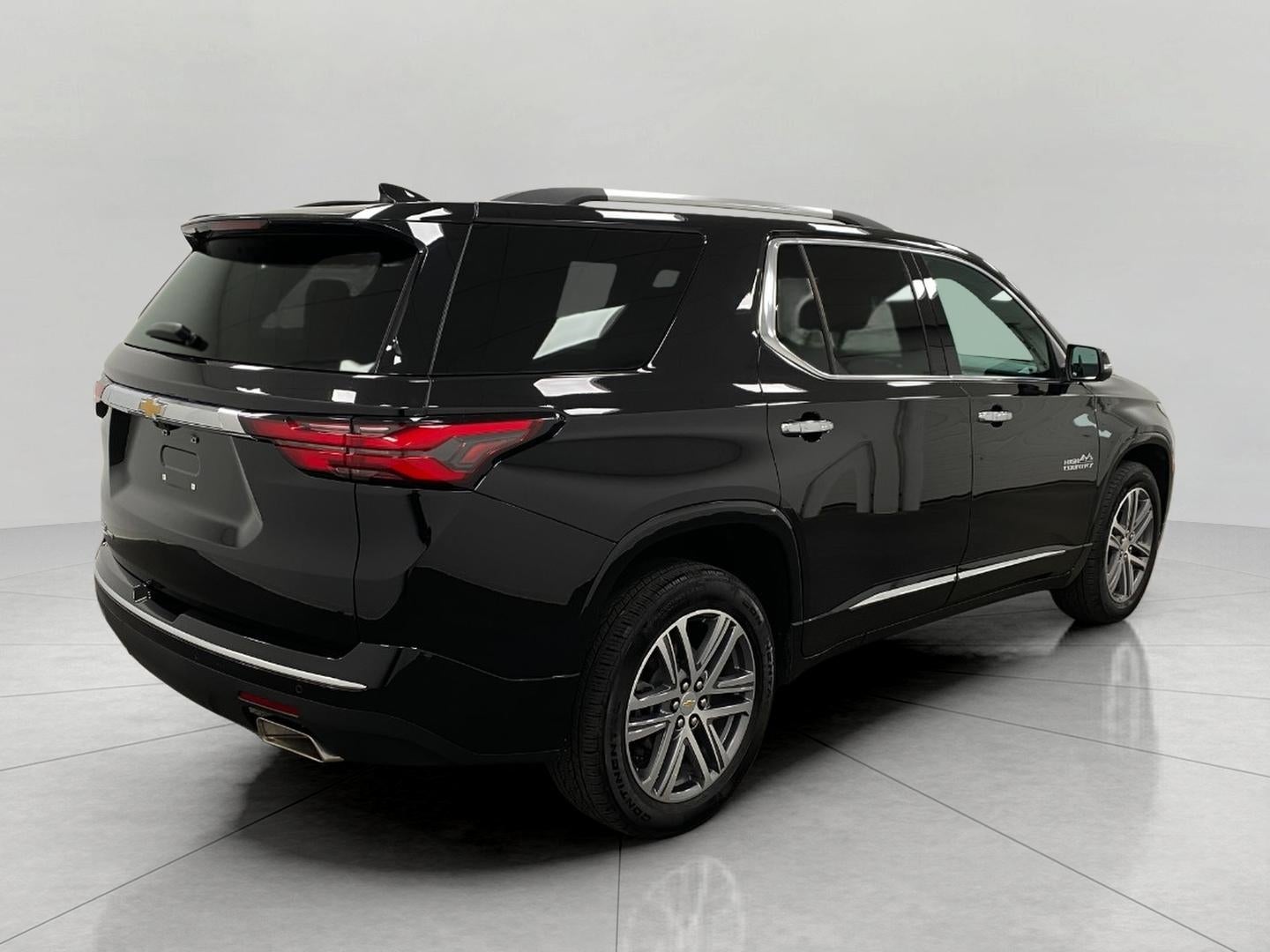 2023 Chevrolet Traverse AWD 4dr High Country