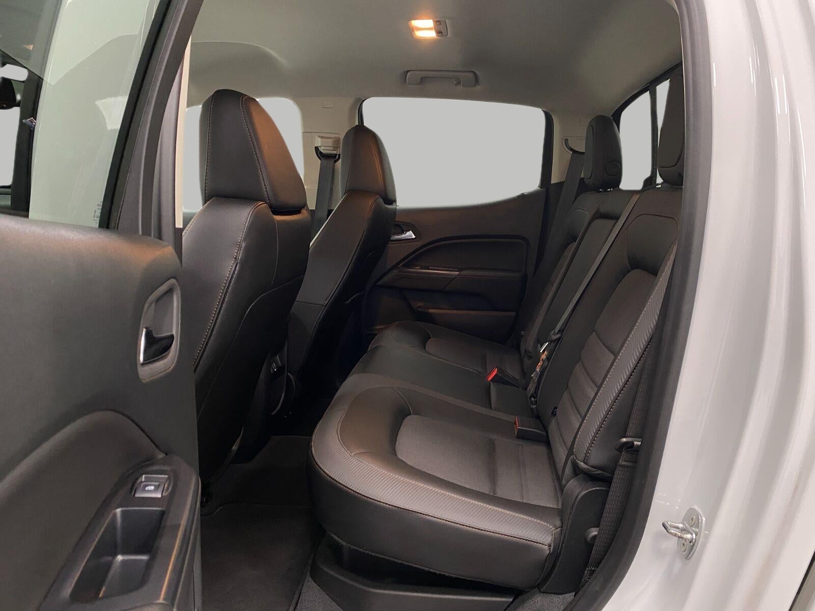 2022 GMC Canyon 4WD Crew Cab 128 AT4 w/Cloth