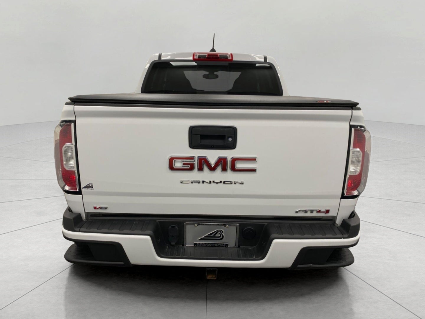 2022 GMC Canyon 4WD Crew Cab 128 AT4 w/Cloth