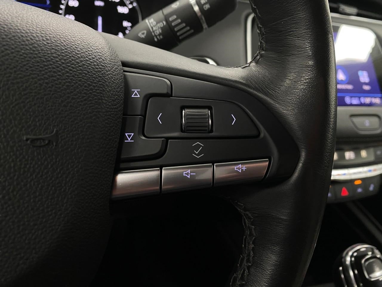 2020 Cadillac XT4 AWD 4dr Premium Luxury