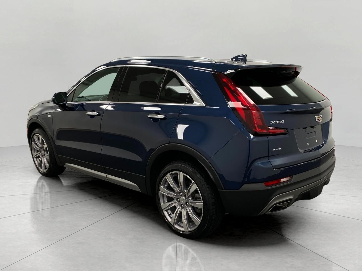 2020 Cadillac XT4 AWD 4dr Premium Luxury