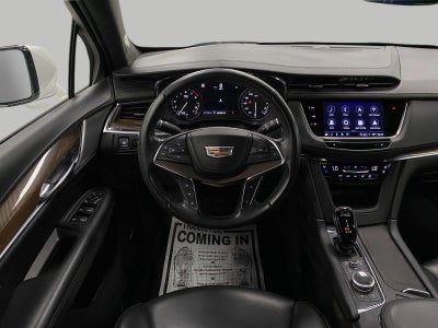 2022 Cadillac XT5 AWD 4dr Premium Luxury