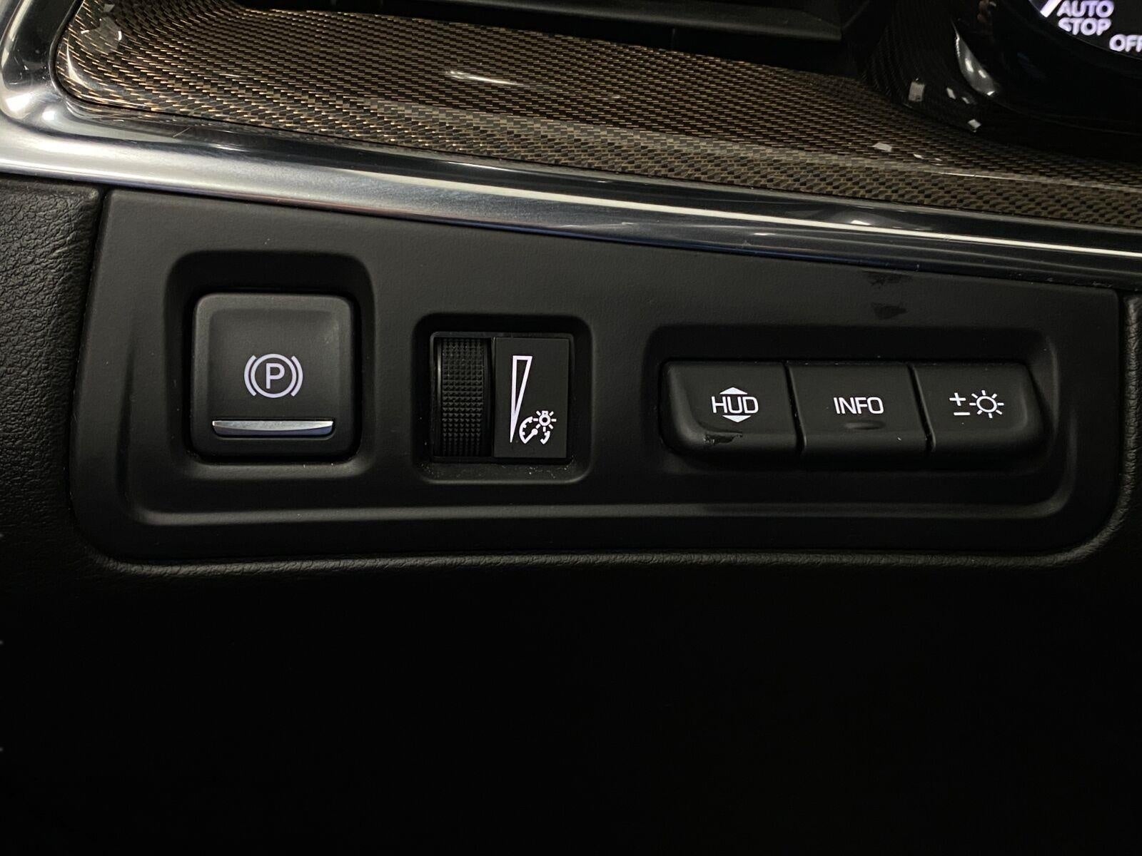 2022 Cadillac XT5 AWD 4dr Premium Luxury
