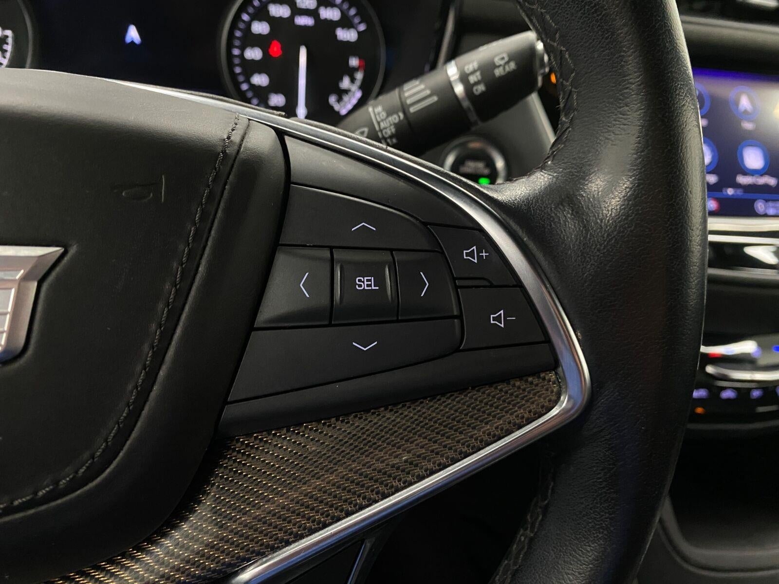 2022 Cadillac XT5 AWD 4dr Premium Luxury