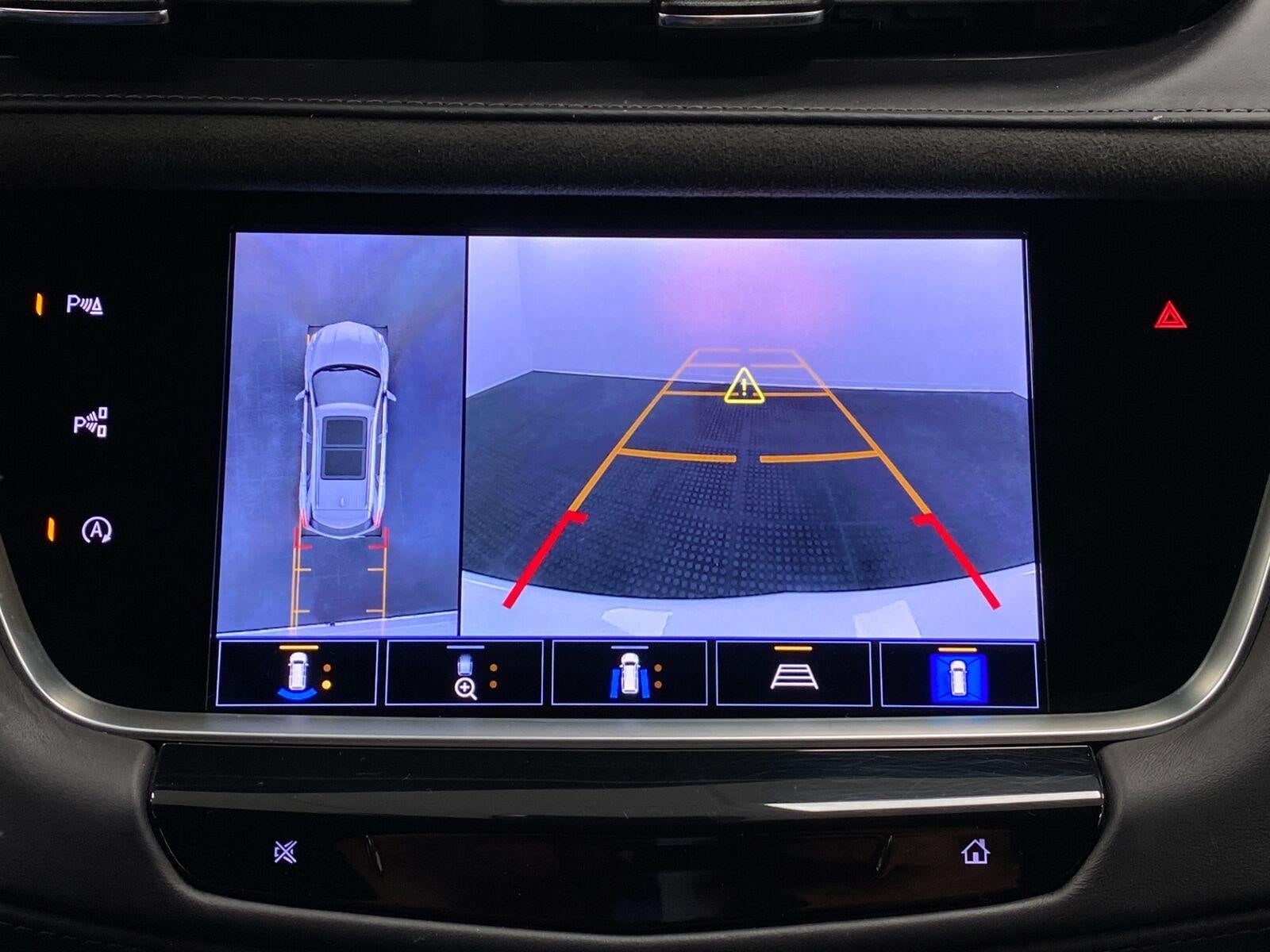 2022 Cadillac XT5 AWD 4dr Premium Luxury