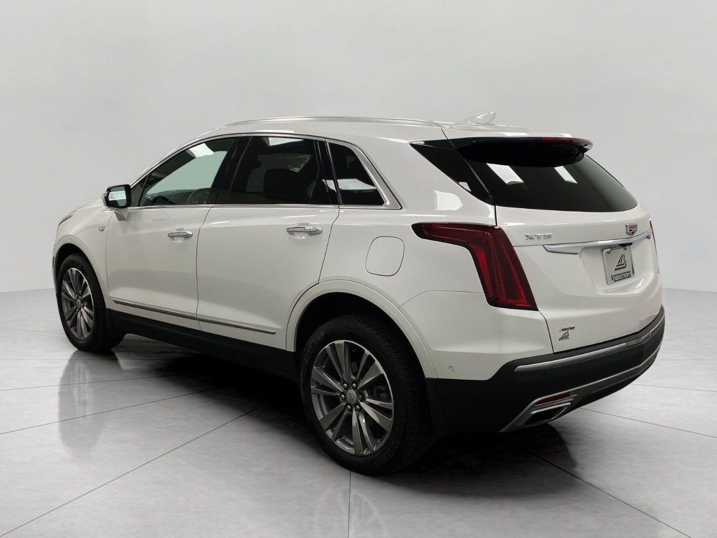 2022 Cadillac XT5 AWD 4dr Premium Luxury
