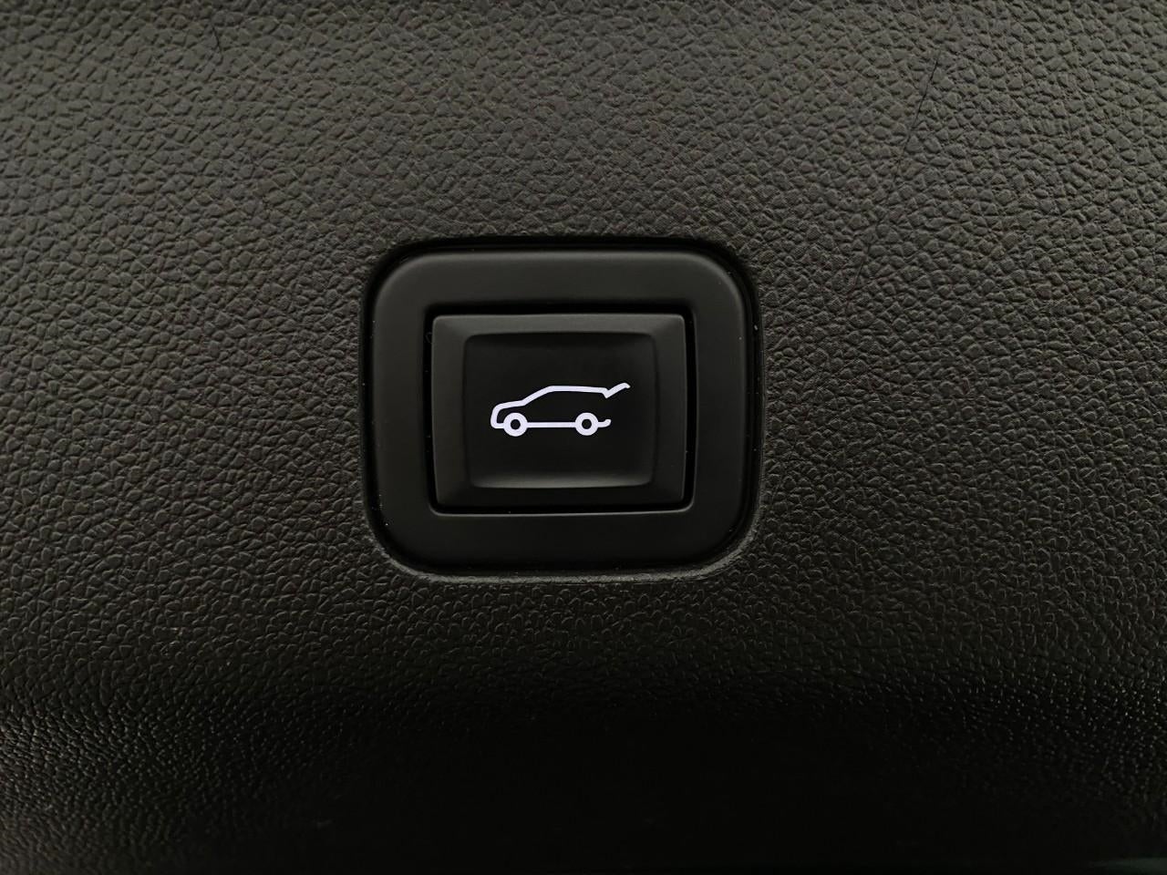 2022 Cadillac Escalade 4WD 4dr Sport