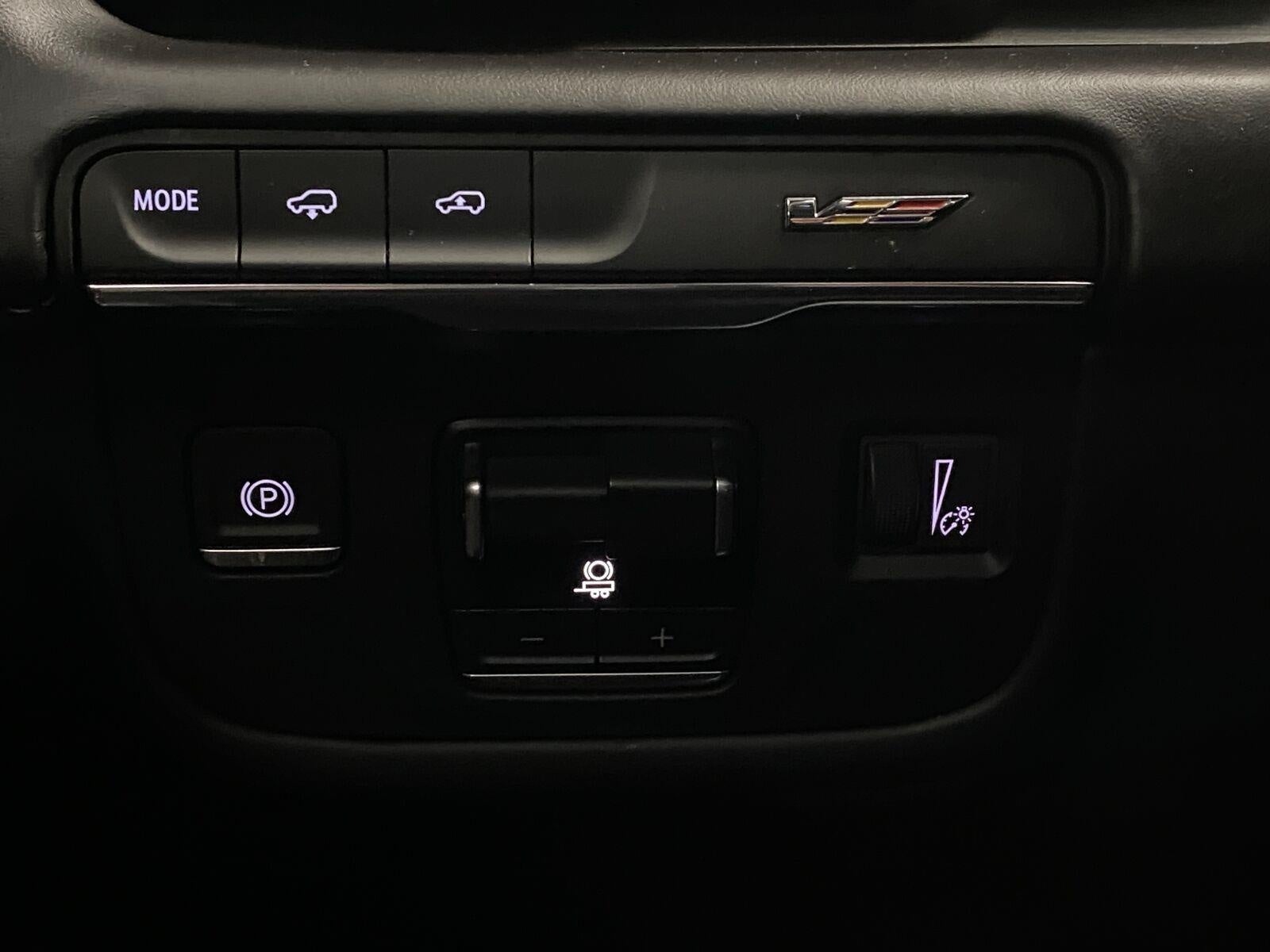 2023 Cadillac Escalade AWD 4dr V-Series
