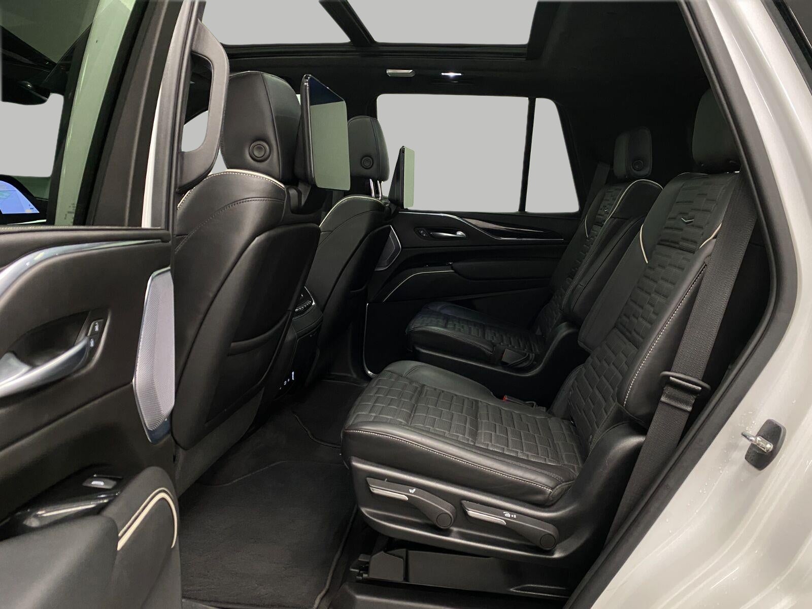 2023 Cadillac Escalade AWD 4dr V-Series