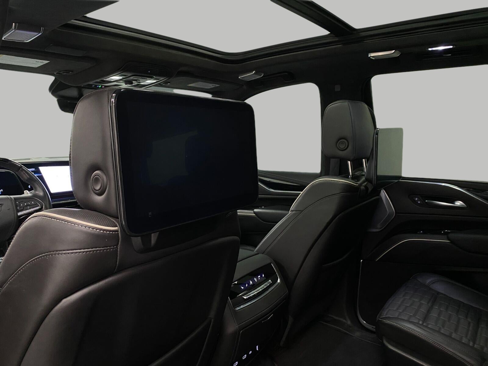 2023 Cadillac Escalade AWD 4dr V-Series