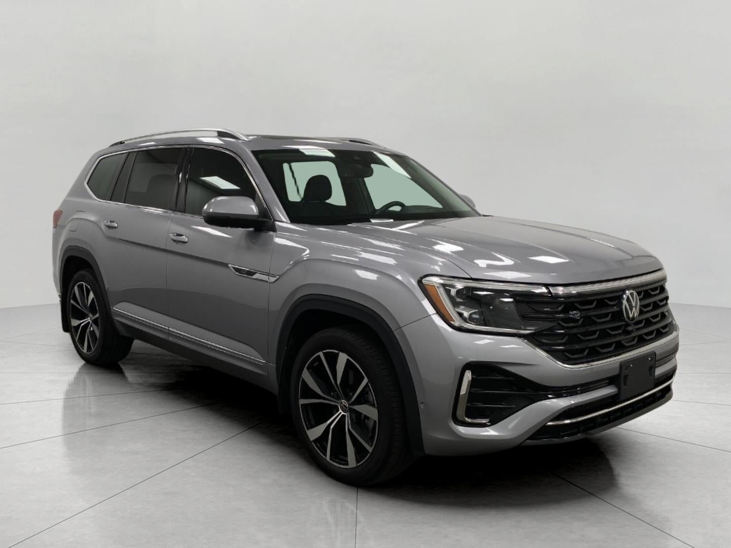 2024 Volkswagen Atlas 2.0T SEL Premium R-Line 4MOTION's photo