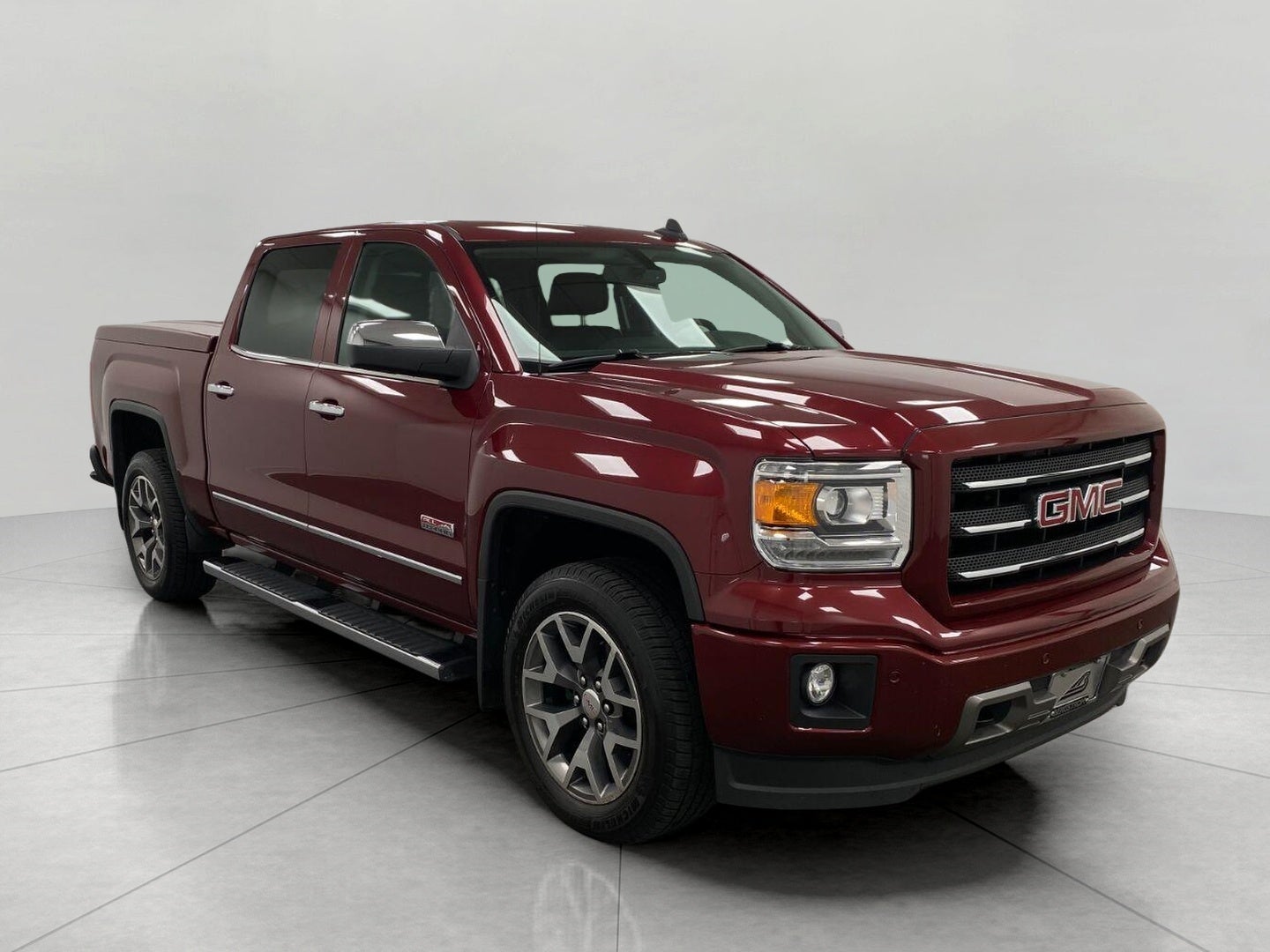 2015 GMC Sierra 1500 4WD Crew Cab 143.5 SLT