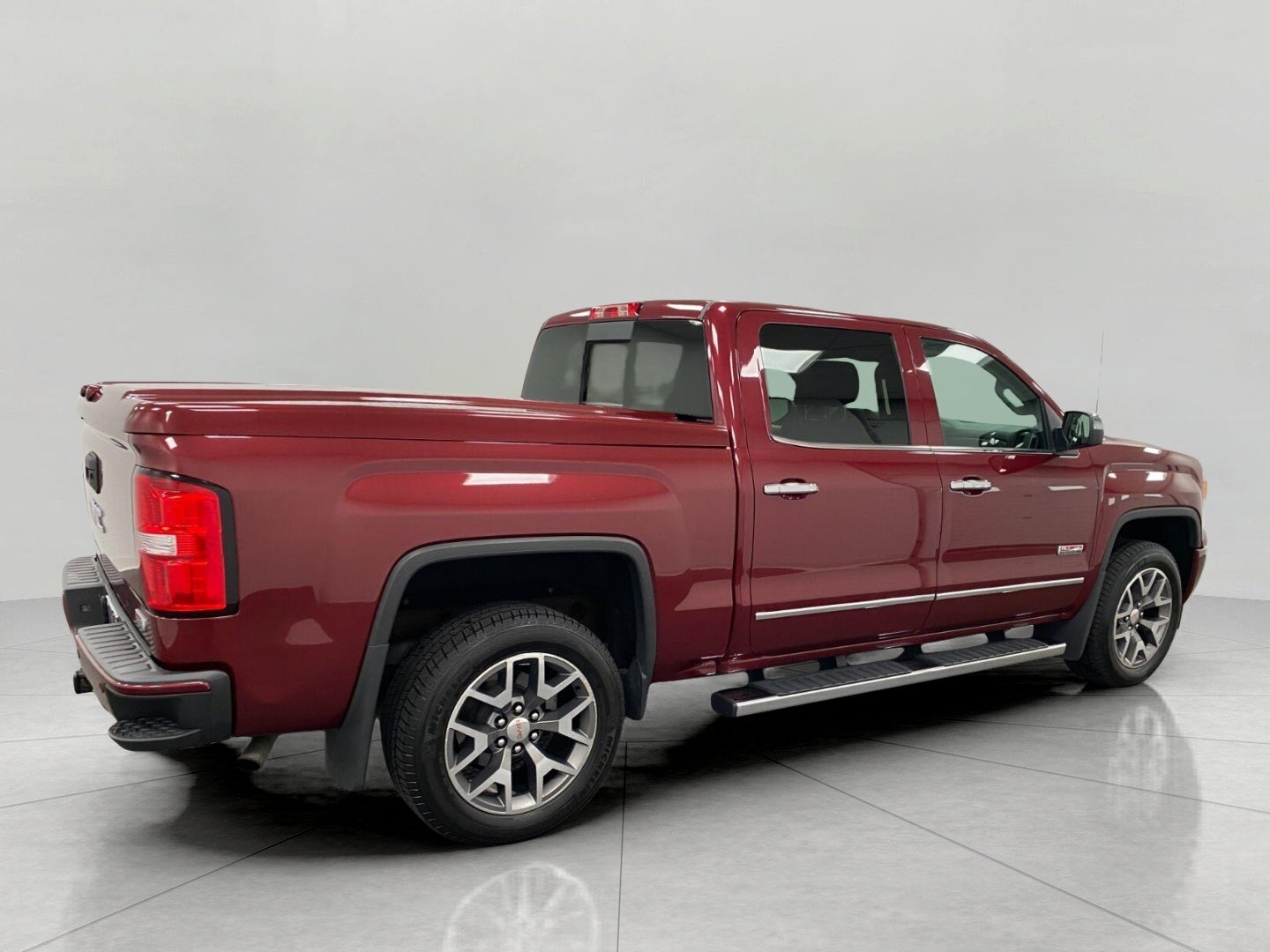 2015 GMC Sierra 1500 4WD Crew Cab 143.5 SLT