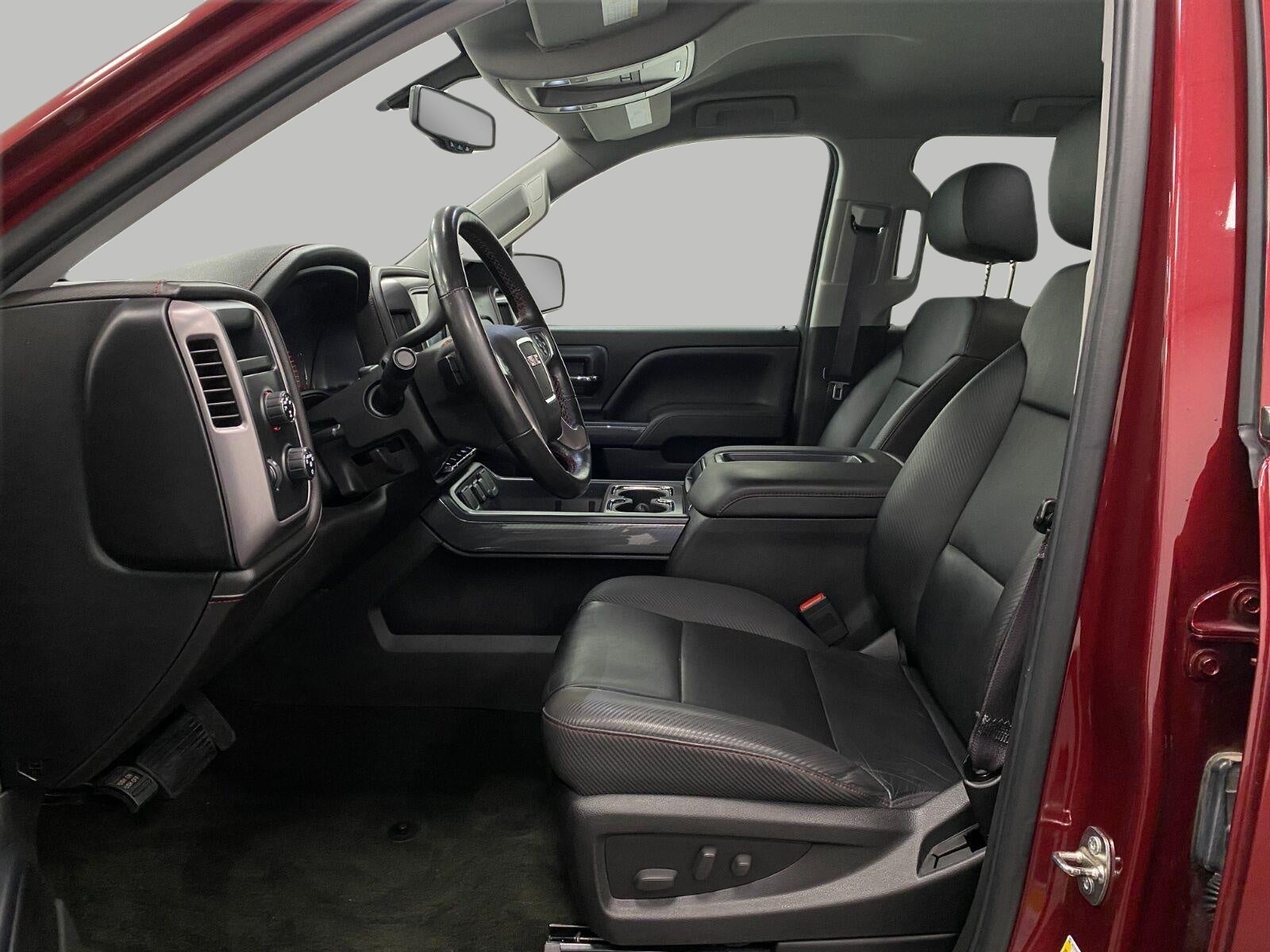 2015 GMC Sierra 1500 4WD Crew Cab 143.5 SLT