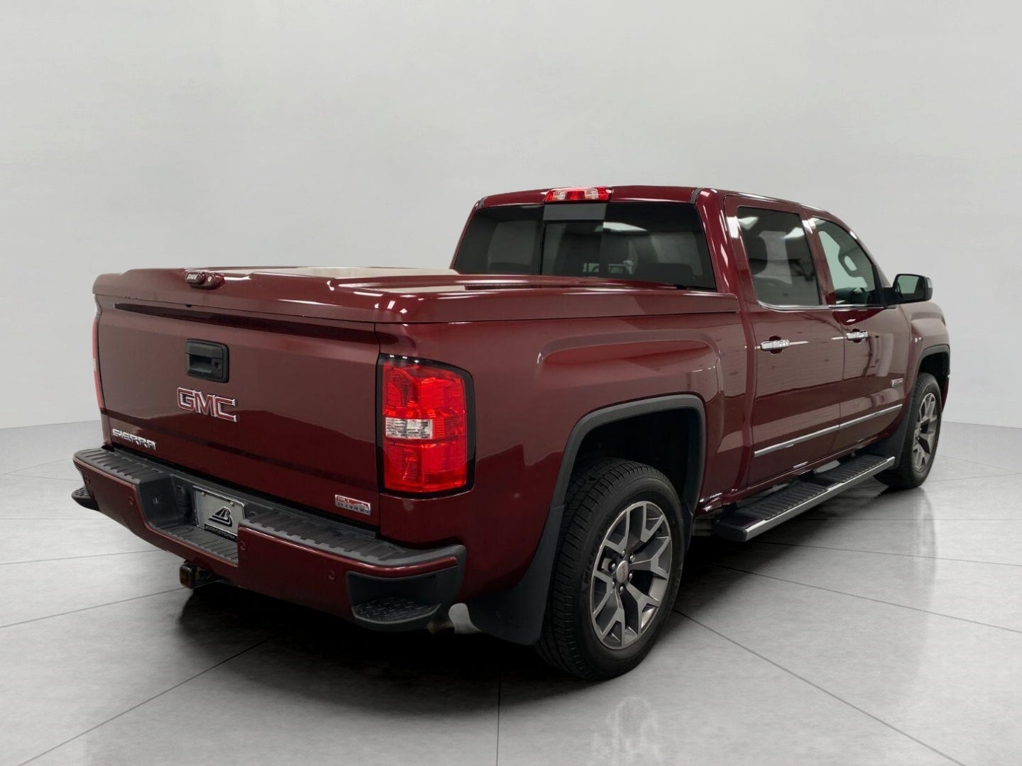 2015 GMC Sierra 1500 4WD Crew Cab 143.5 SLT