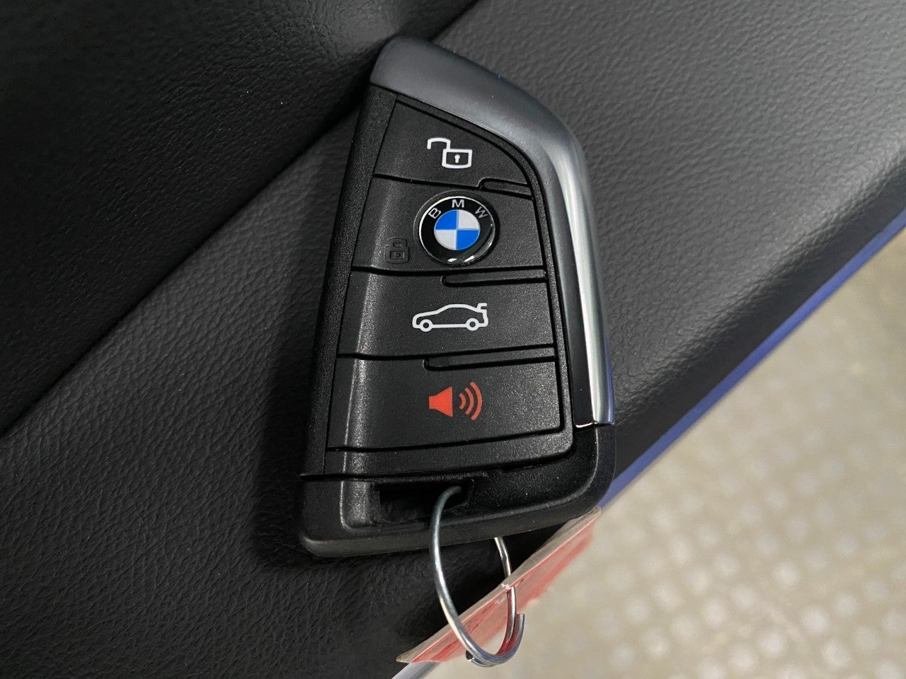 2021 BMW 3 Series 330i xDrive Sedan North America