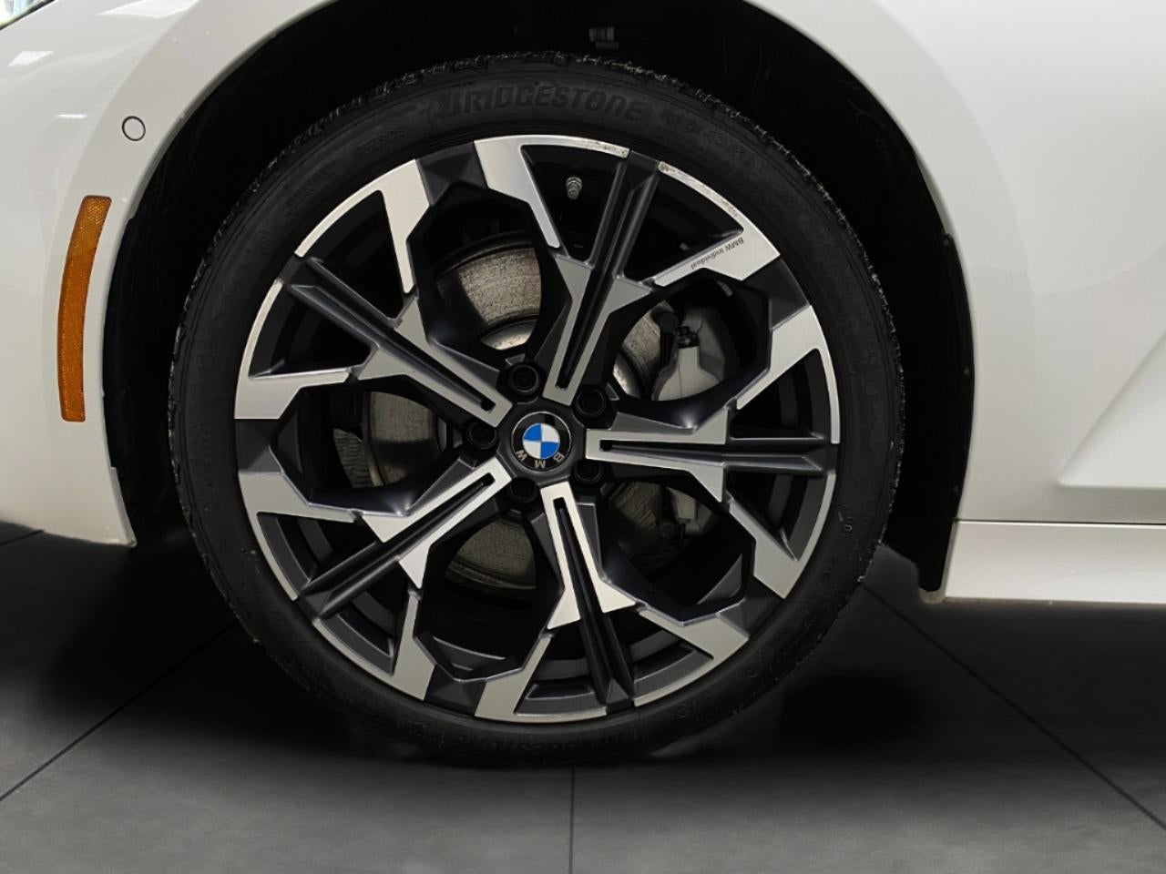 2025 BMW 3 Series 330i xDrive Sedan