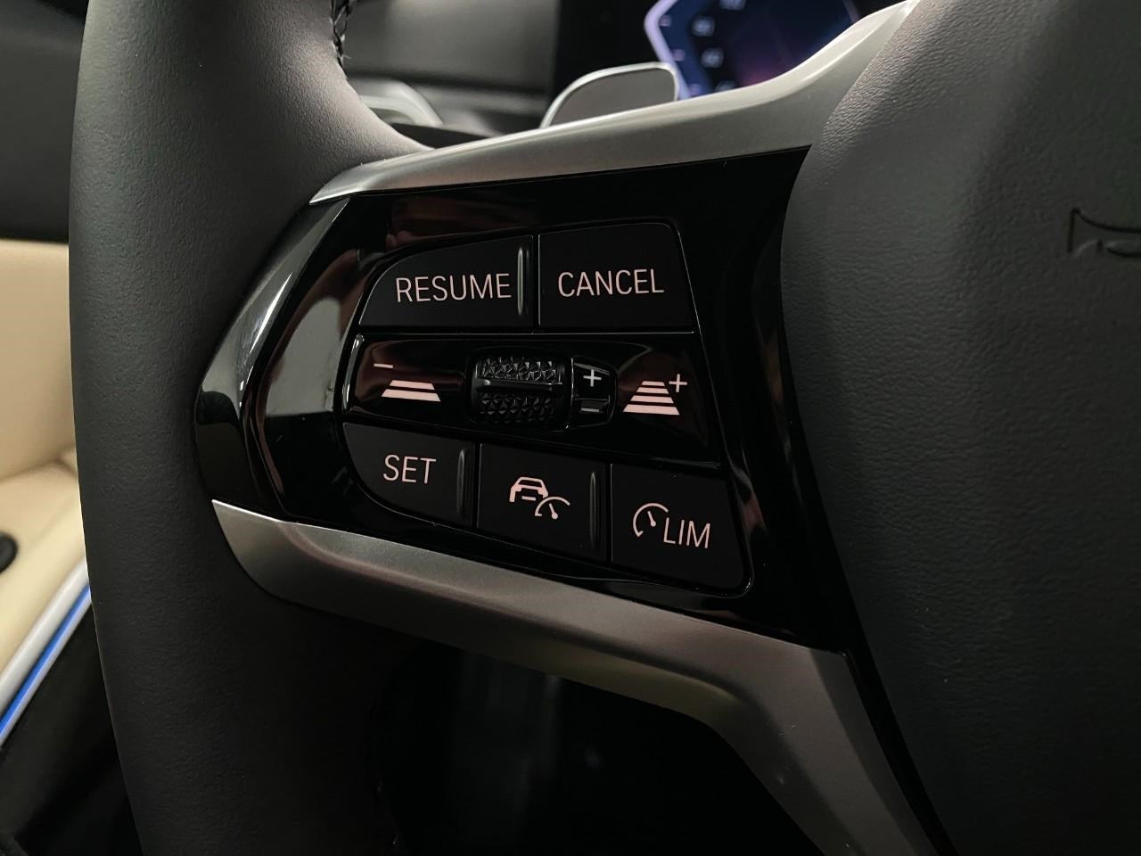 2025 BMW 3 Series 330i xDrive Sedan