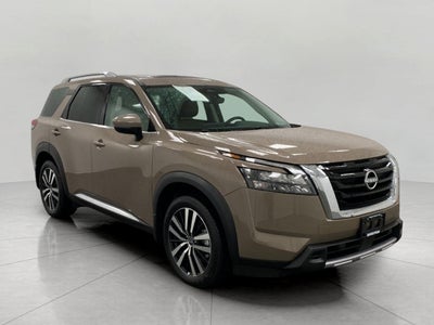 2025 Nissan Pathfinder Platinum 4WD