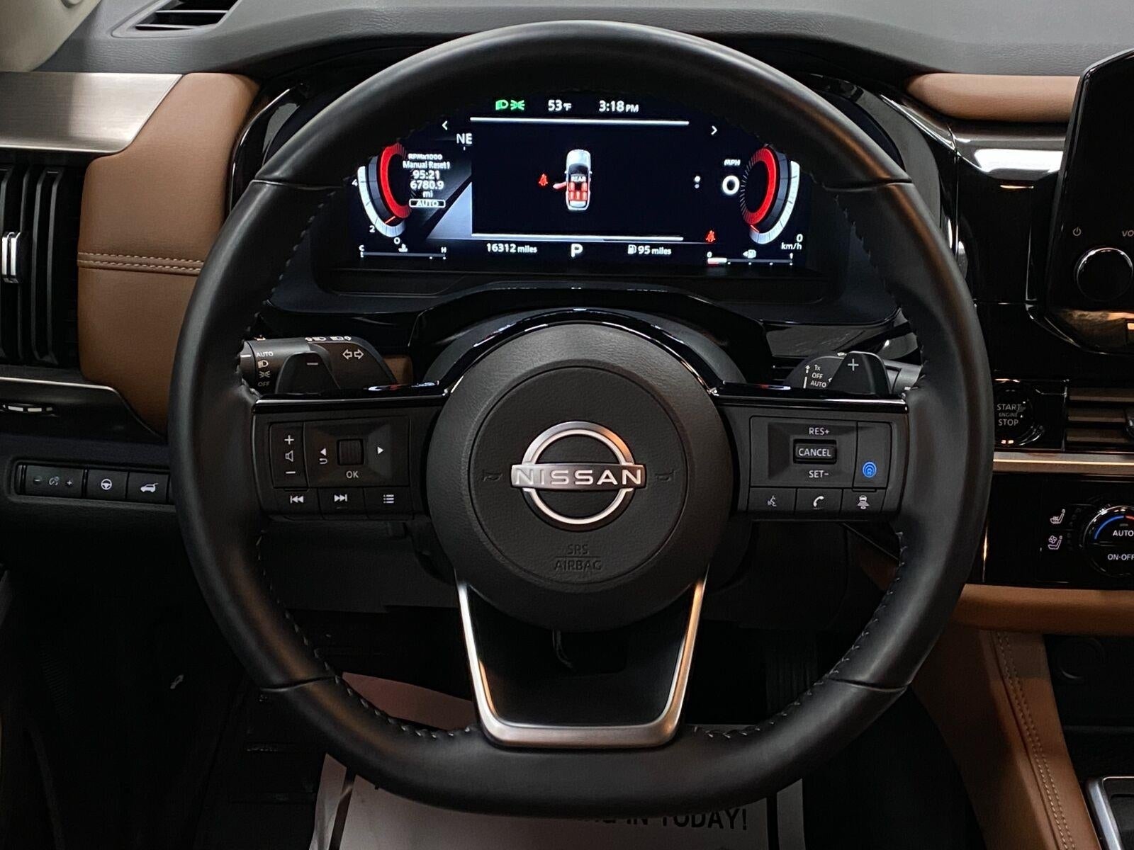 2025 Nissan Pathfinder Platinum 4WD