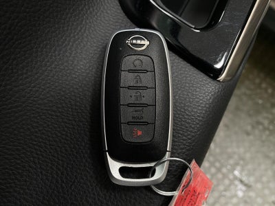 2025 Nissan Pathfinder Platinum 4WD