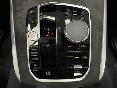 2026 BMW X7 xDrive40i Sports Activity Vehicle