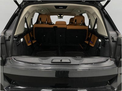 2023 BMW X7 xDrive40i Sports Activity Vehicle