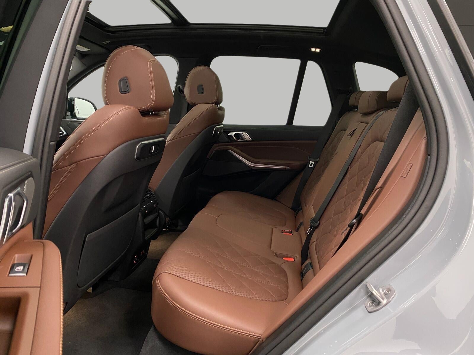 2025 BMW X5 xDrive40i Sports Activity Vehicle