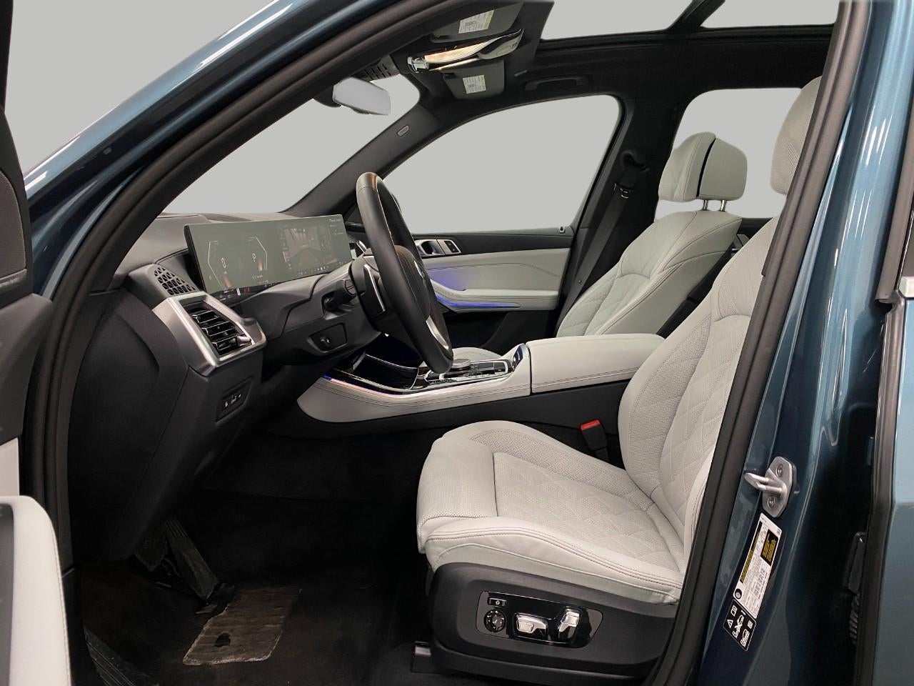 2026 BMW X5 xDrive40i Sports Activity Vehicle