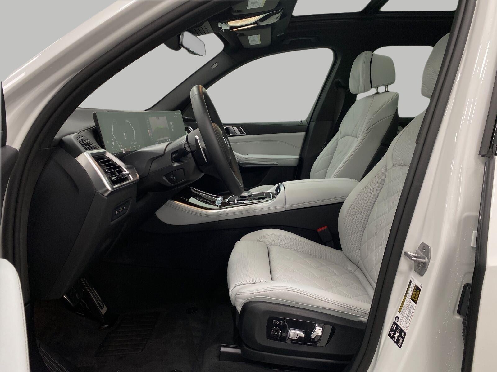 2026 BMW X5 xDrive40i Sports Activity Vehicle