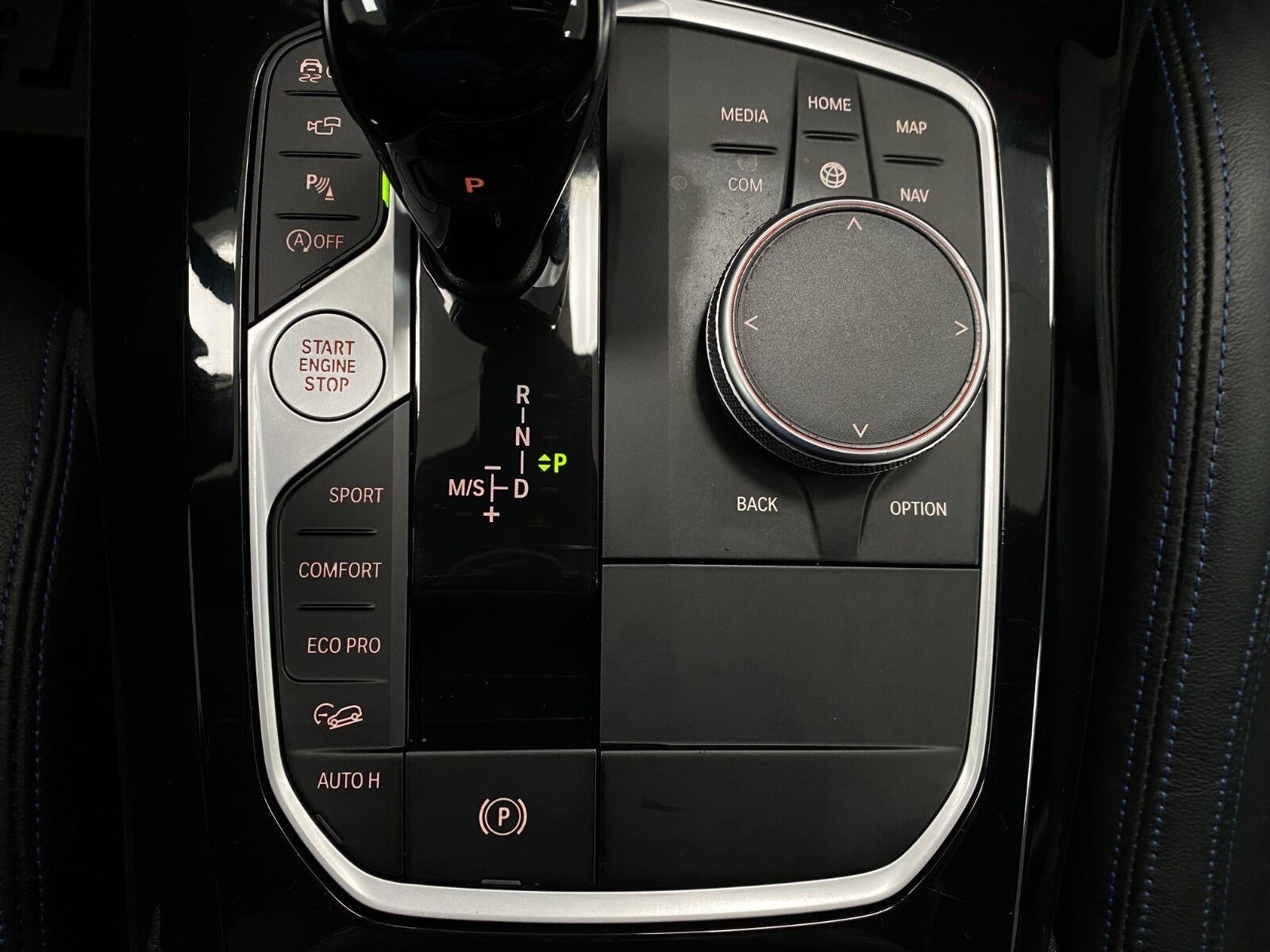 2025 BMW X4 xDrive30i Sports Activity Coupe