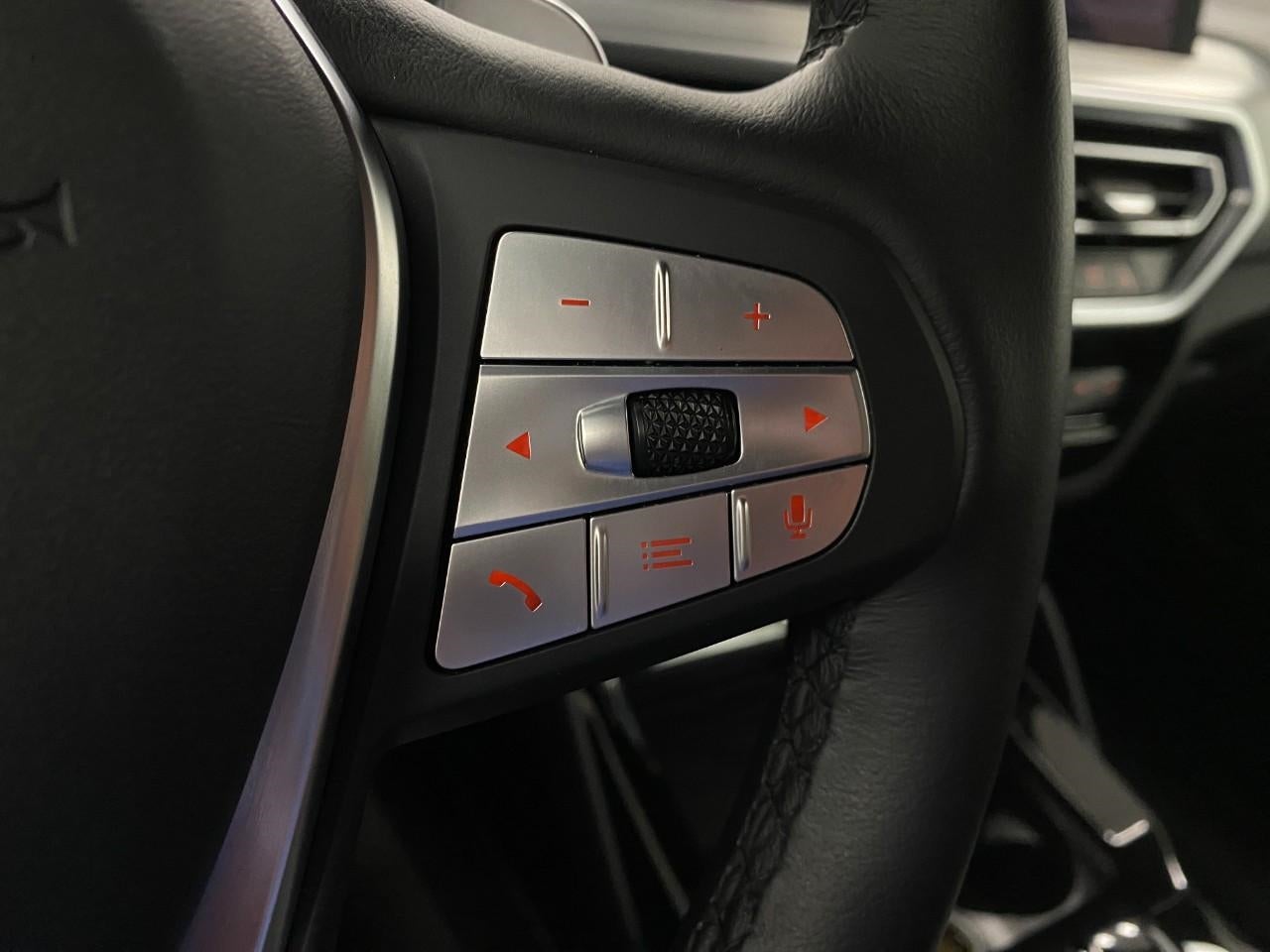 2025 BMW X4 xDrive30i Sports Activity Coupe