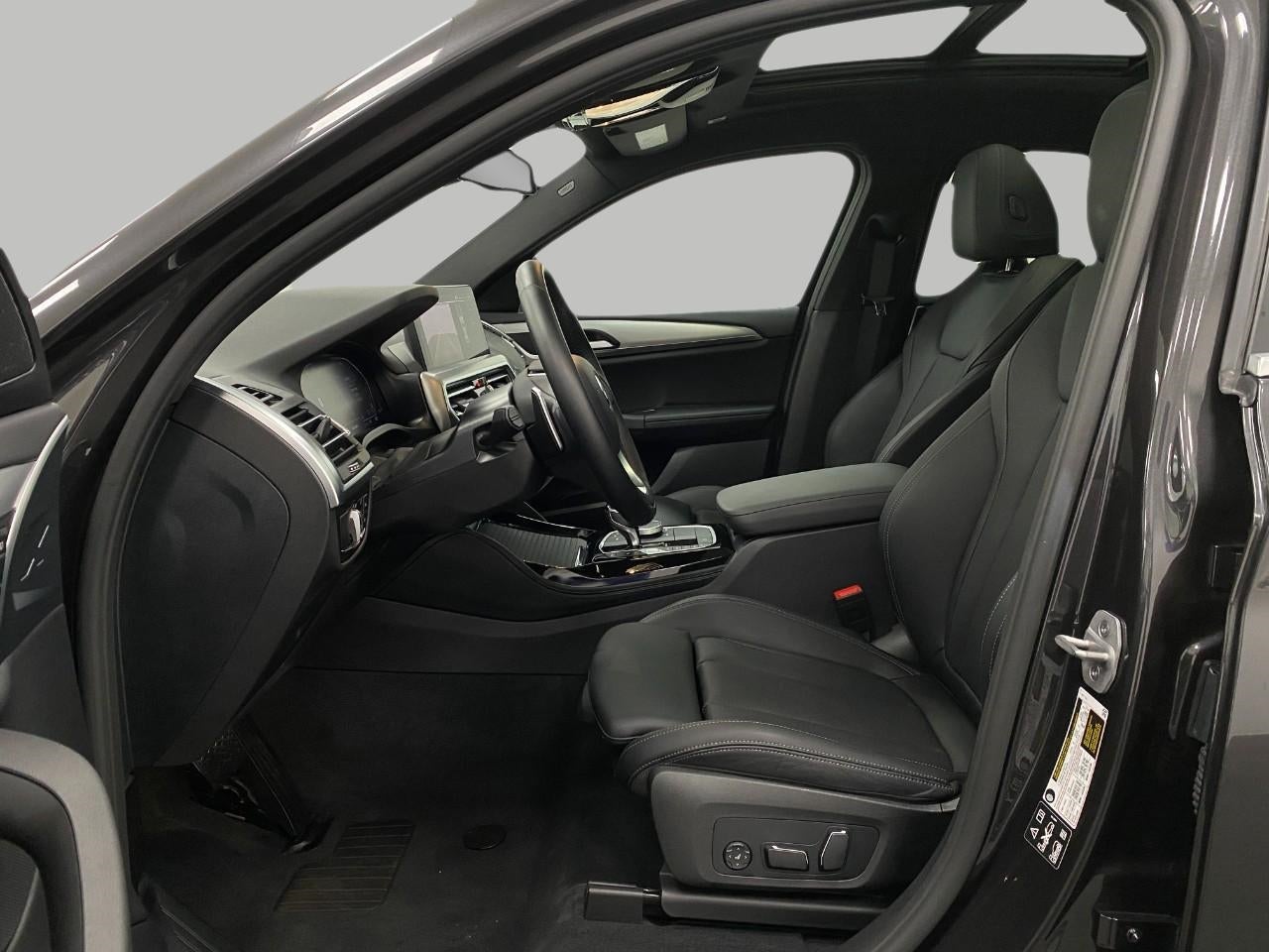 2025 BMW X4 xDrive30i Sports Activity Coupe