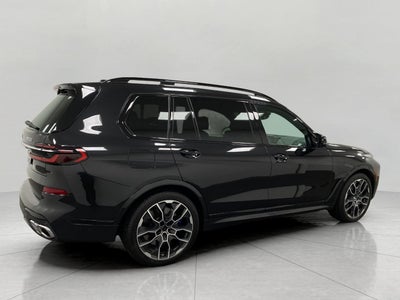2023 BMW X7 M60i Sports Activity Vehicle