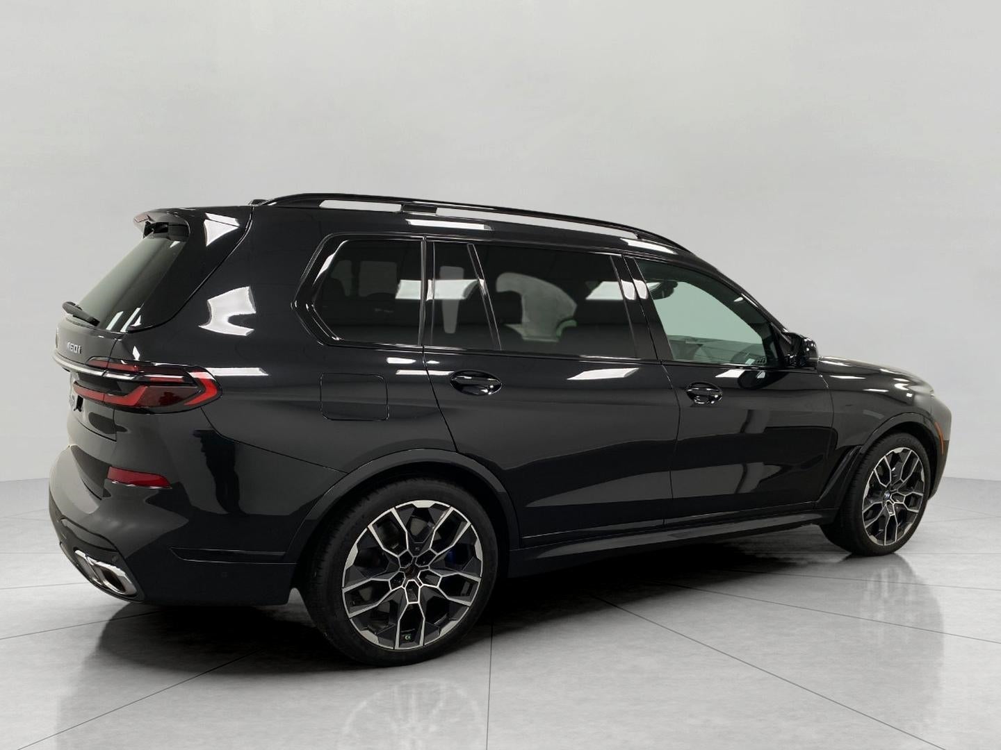 2023 BMW X7 M60i Sports Activity Vehicle