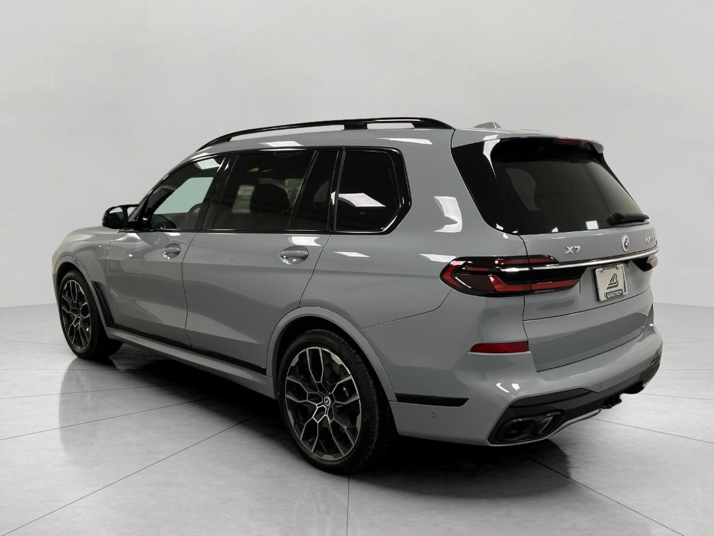 2023 BMW X7 M60i Sports Activity Vehicle