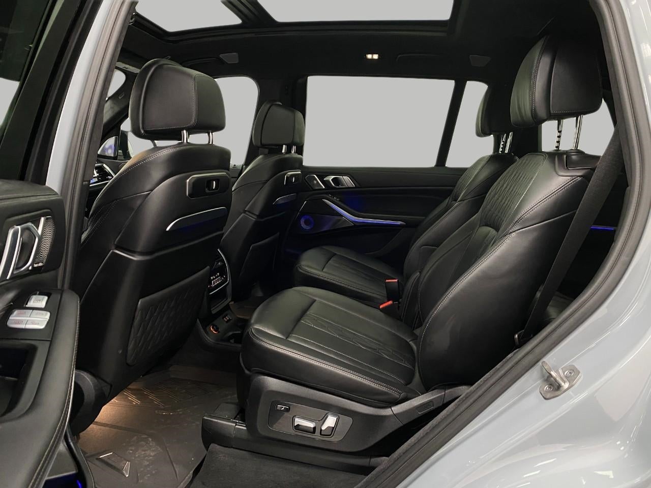 2023 BMW X7 M60i Sports Activity Vehicle