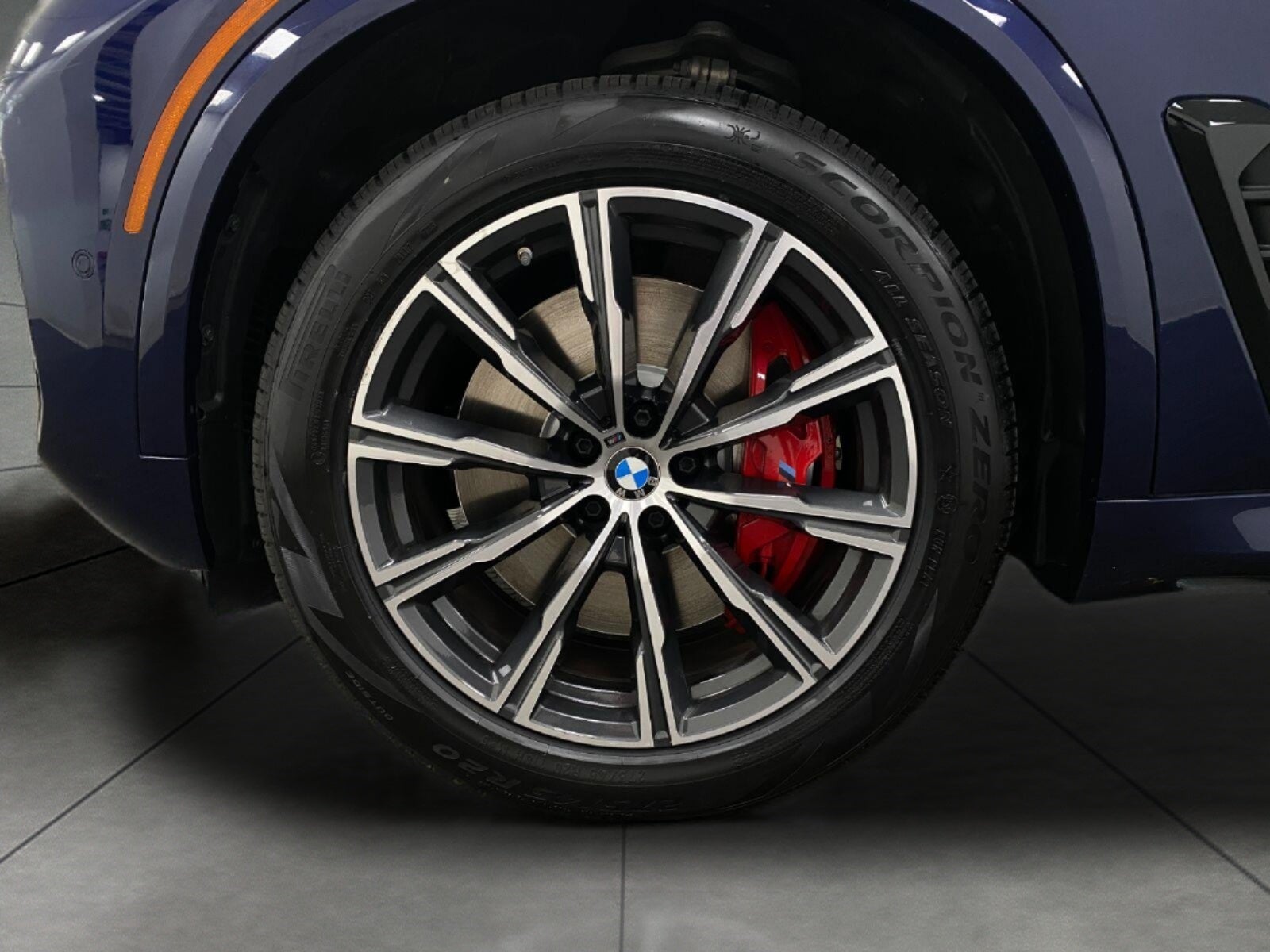 2024 BMW X5 M60i Sports Activity Vehicle