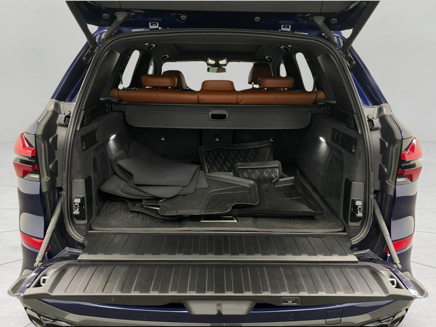 2024 BMW X5 M60i Sports Activity Vehicle