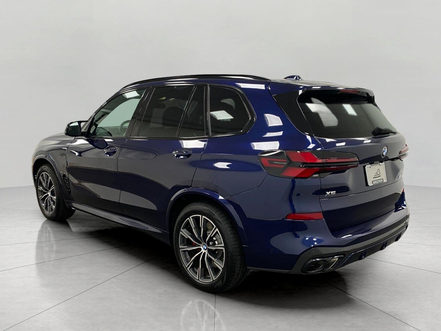 2024 BMW X5 M60i Sports Activity Vehicle