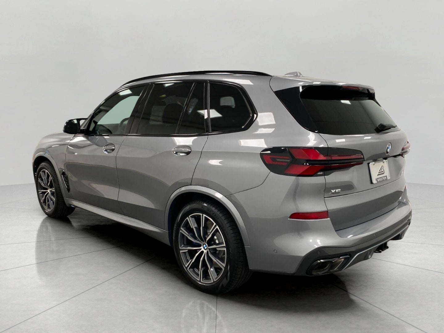 2025 BMW X5 M60i Sports Activity Vehicle
